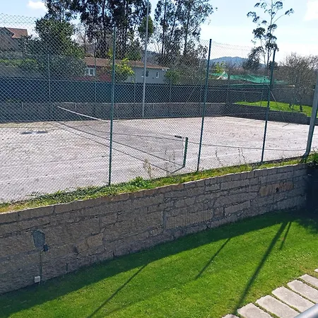 Casita Piscina Climatizada Y Cubierta Gondomar