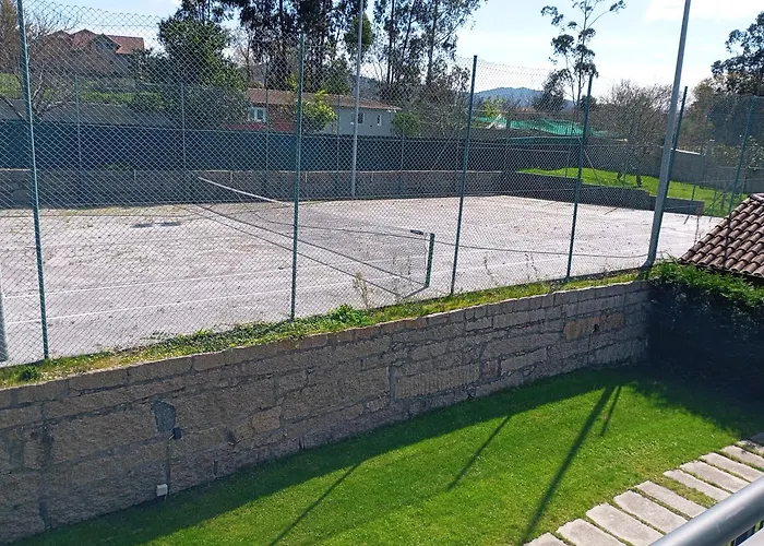 Casita Piscina Climatizada Y Cubierta גונדומר